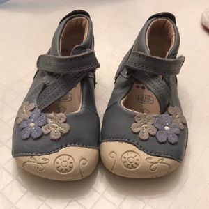 clarks baby girl first shoes